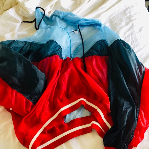 Urban Outfitters Colorblock Pullover - Picture 3 of 4